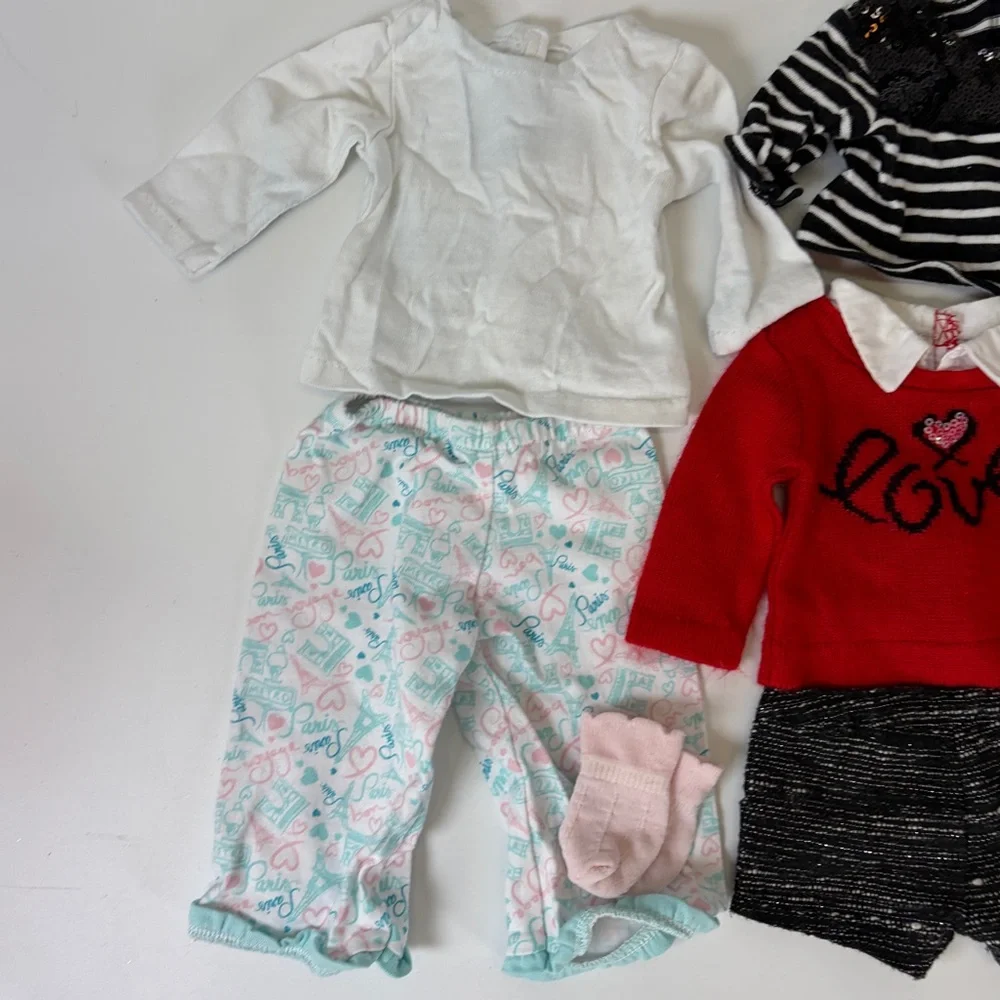 American Girl RETIRED Grace Clothing Lot Set Travel Coat Pants City Beret PJs‎